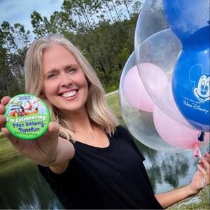 Meet your Posher, Elaine